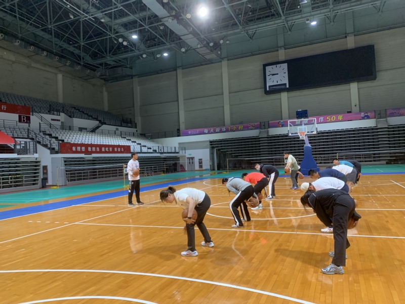 官方：奥格斯堡主帅瓦格纳下课，鲍姆临时接任